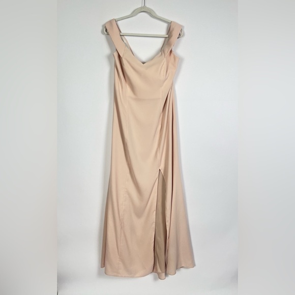 Dessy Collection- OFF-THE-SHOULDER CRISS CROSS BACK TRUMPET GOWN - Picture 4 of 15